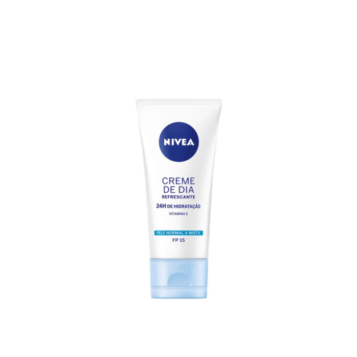 nivea essentials moisturizing day cream spf15 50ml 1